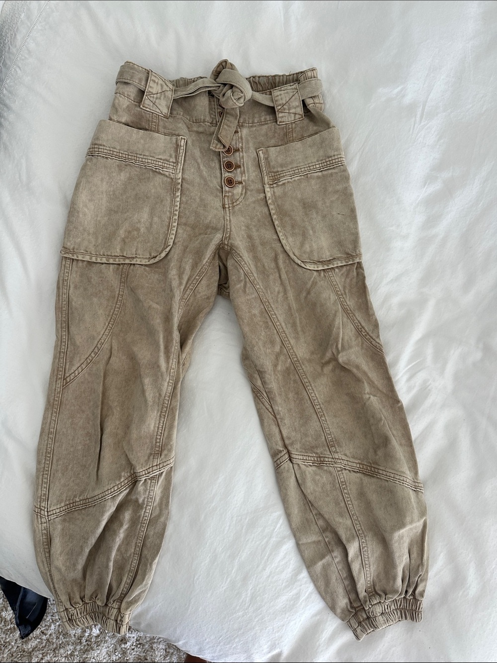 Adorable FP Relaxed Cargo Jogger Pants - Taupe